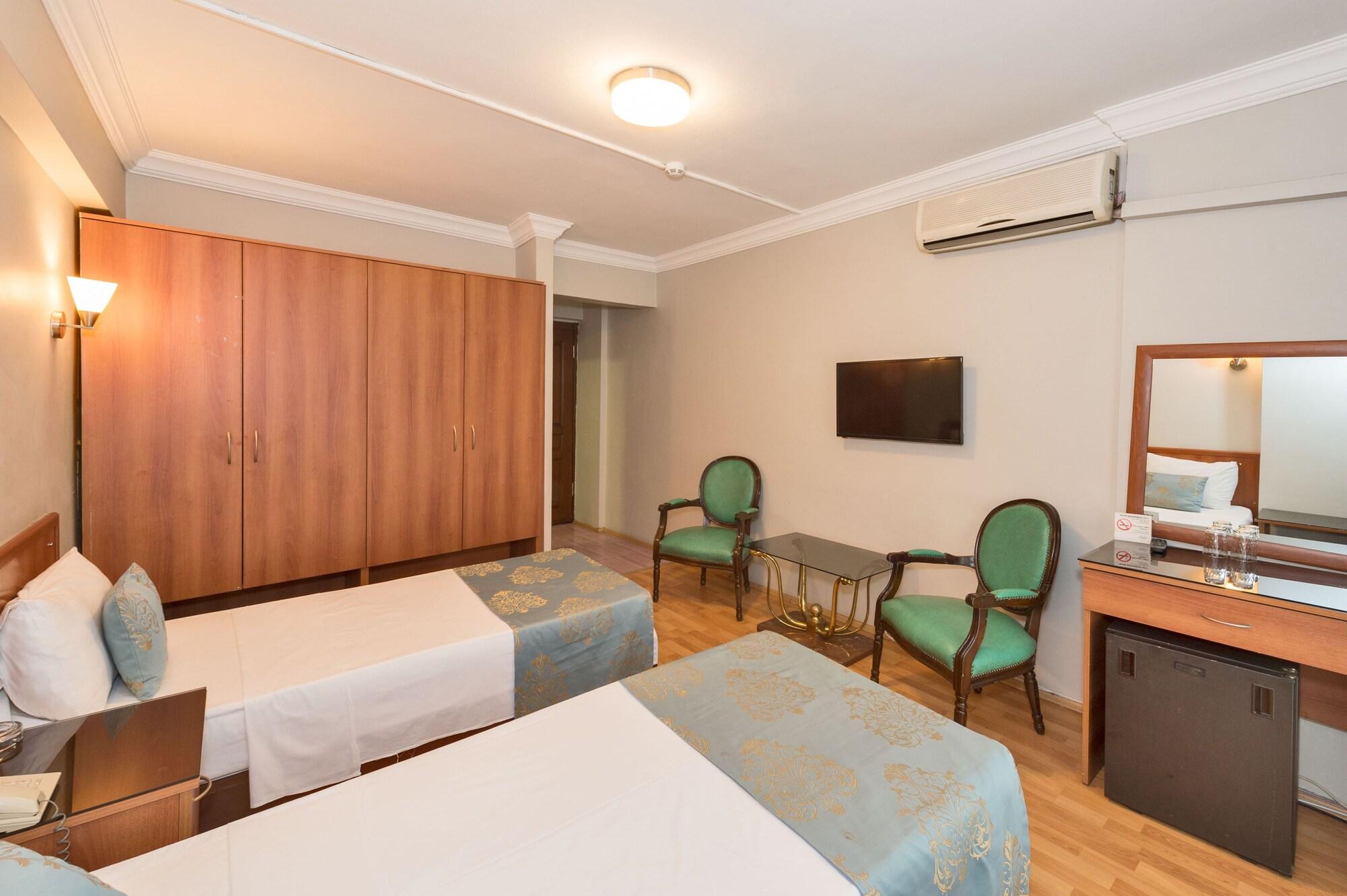Beyaz Kugu Hotel Istanbul Exterior photo