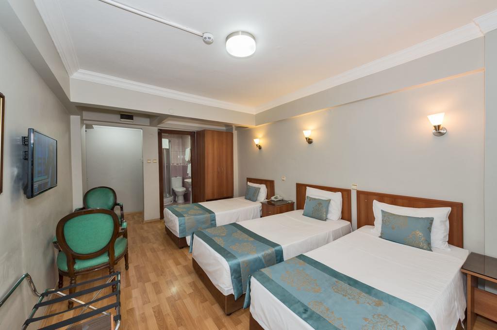 Beyaz Kugu Hotel Istanbul Exterior photo